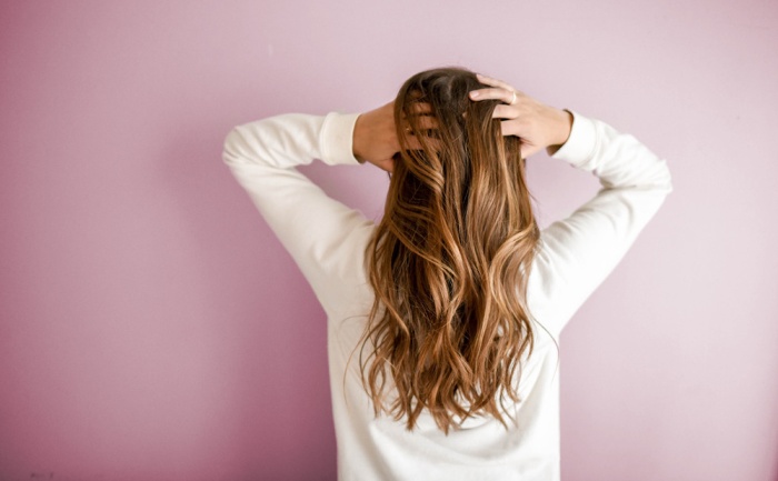 Brüchige Haare: Was hilft wirklich?